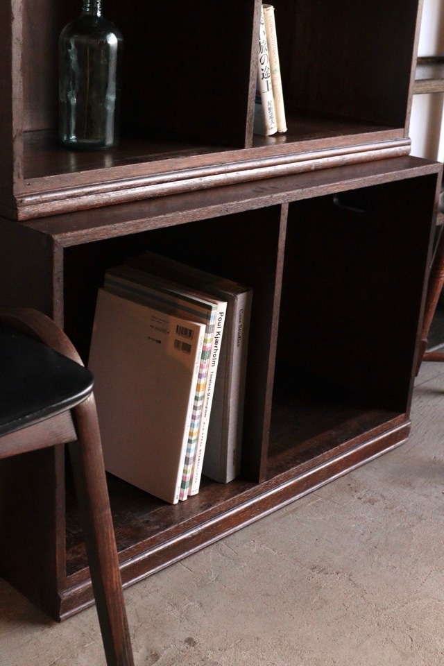 スタッキング棚