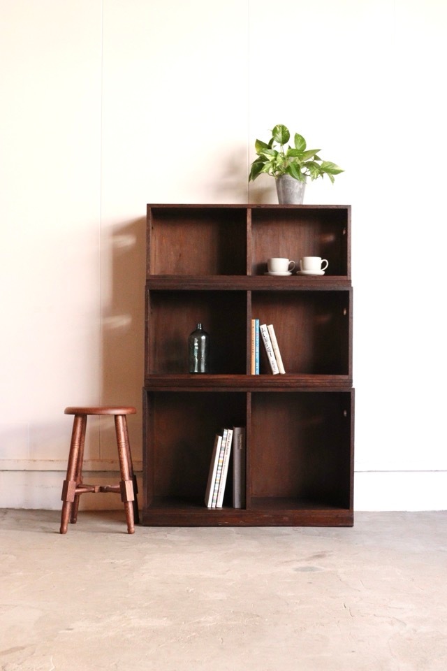 スタッキング棚