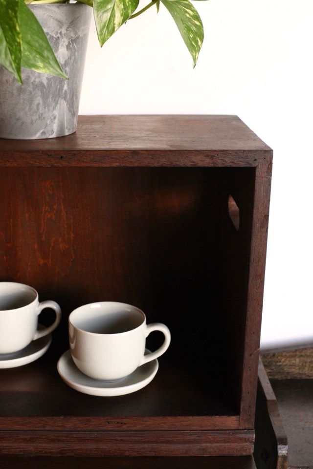 スタッキング棚