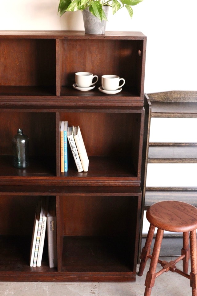 スタッキング棚