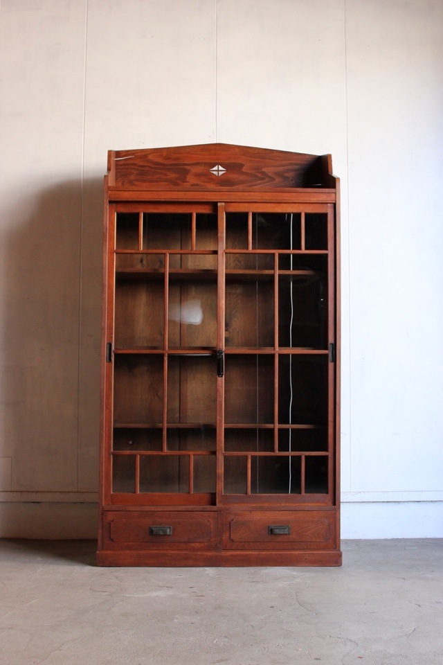 ガラス引戸棚 | 引戸棚/水屋箪笥 - 古家具古道具 そうすけ