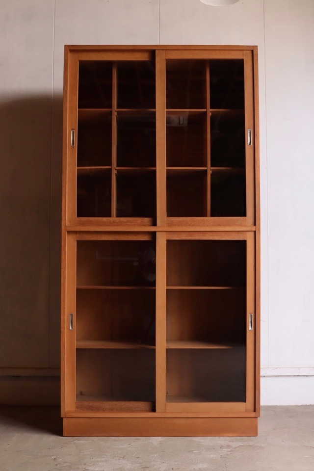 ガラス引戸棚 | 全ての商品 - 古家具古道具 そうすけ