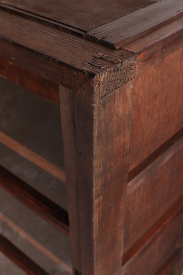 ガラス引戸棚②