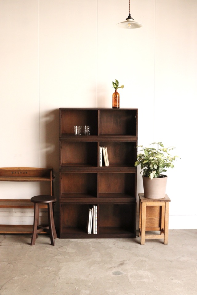 スタッキング棚