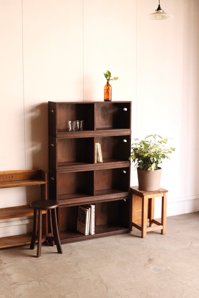 スタッキング棚