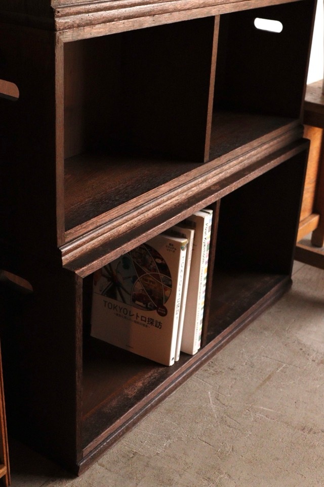 スタッキング棚