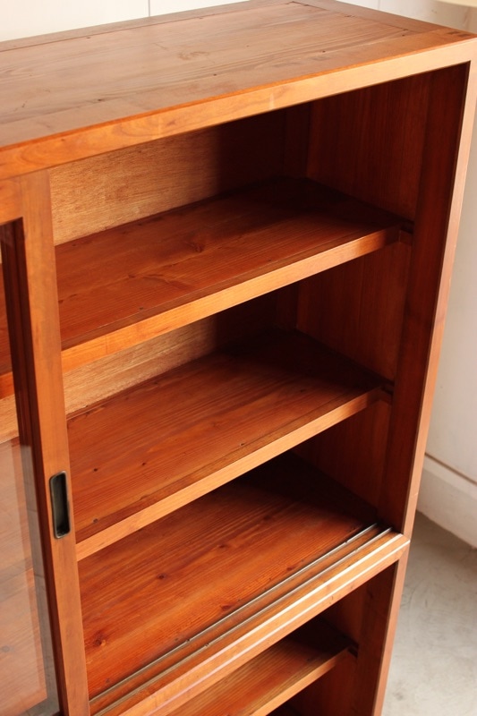 ガラス引戸棚 | 全ての商品 - 古家具古道具 そうすけ