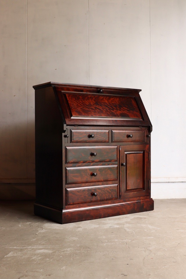 ライティングデスク