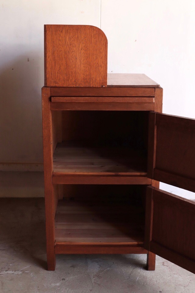 戸棚　収納棚　小物入れ　　昭和　古道具　　　　　　アンティーク 本立て付の小戸棚 | 全ての商品 - 古家具古道具 そうすけ