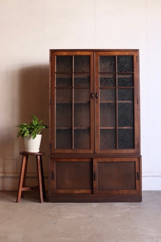 ガラス戸棚 | 全ての商品 - 古家具古道具 そうすけ