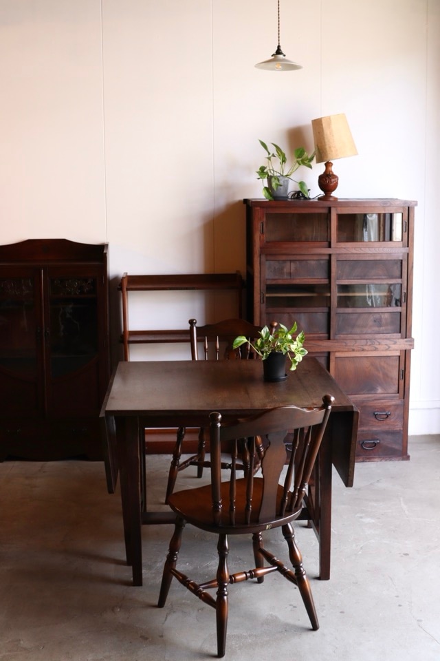 バタフライテーブル