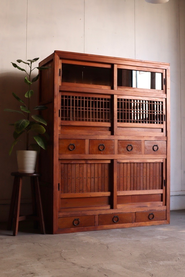 和家具　古家具　水屋箪笥　収納棚 アンティーク 水屋箪笥 食器棚 茶箪笥 和家具 収納 近江水屋箪笥 木製