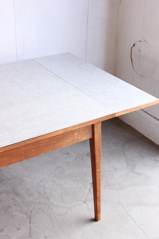 デコラエクステンションテーブル