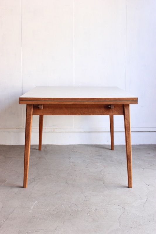 デコラエクステンションテーブル