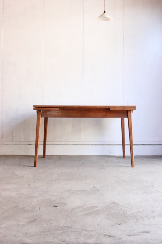 デコラエクステンションテーブル