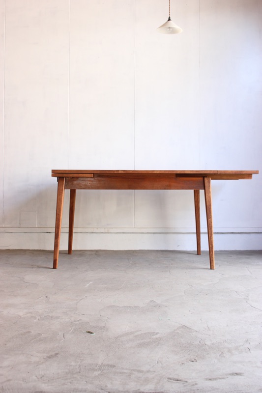 デコラエクステンションテーブル