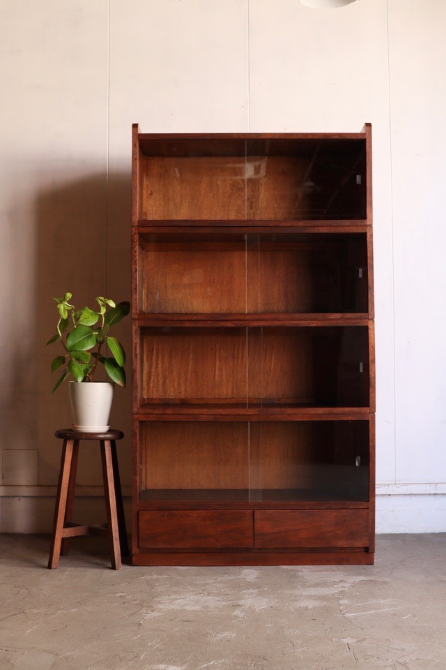 スタッキングガラス引戸棚 | 全ての商品 - 古家具古道具 そうすけ