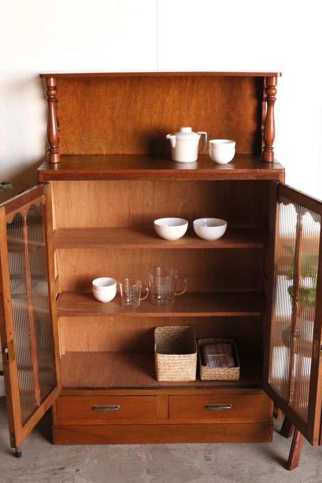 モールガラスの戸棚 | 全ての商品 - 古家具古道具 そうすけ