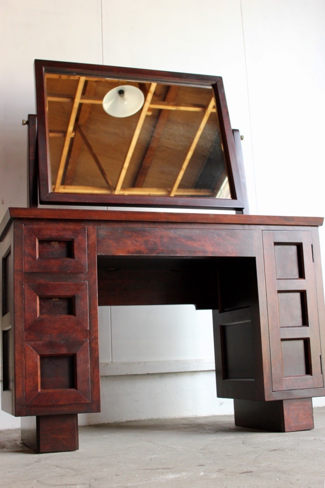 松本民芸ドレッサー