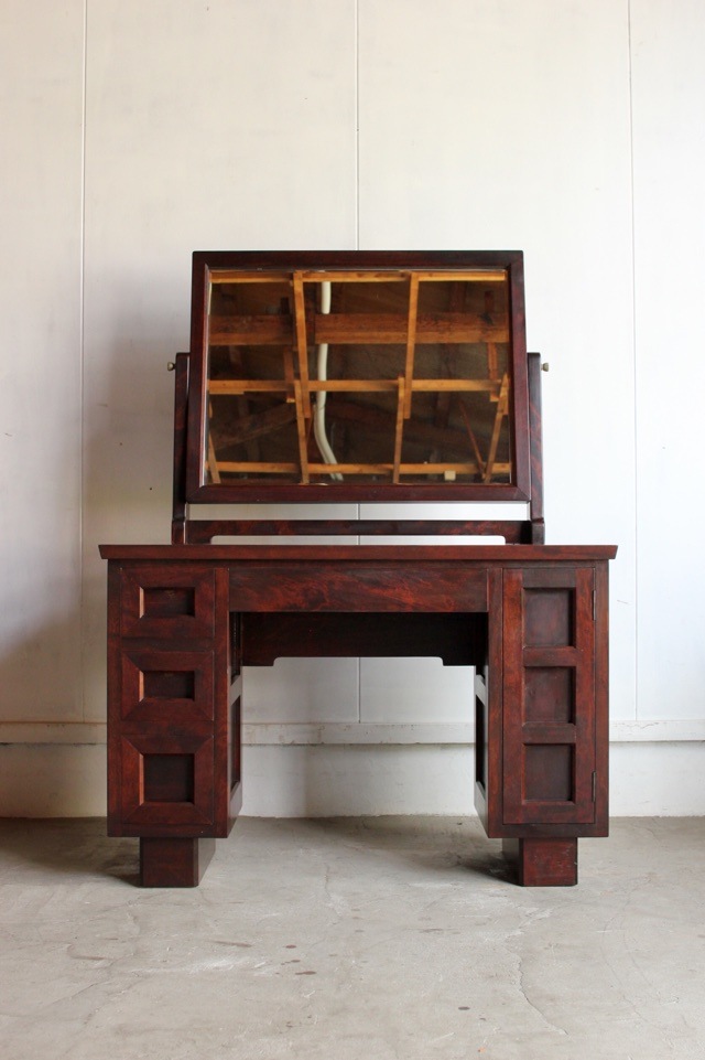 松本民芸ドレッサー