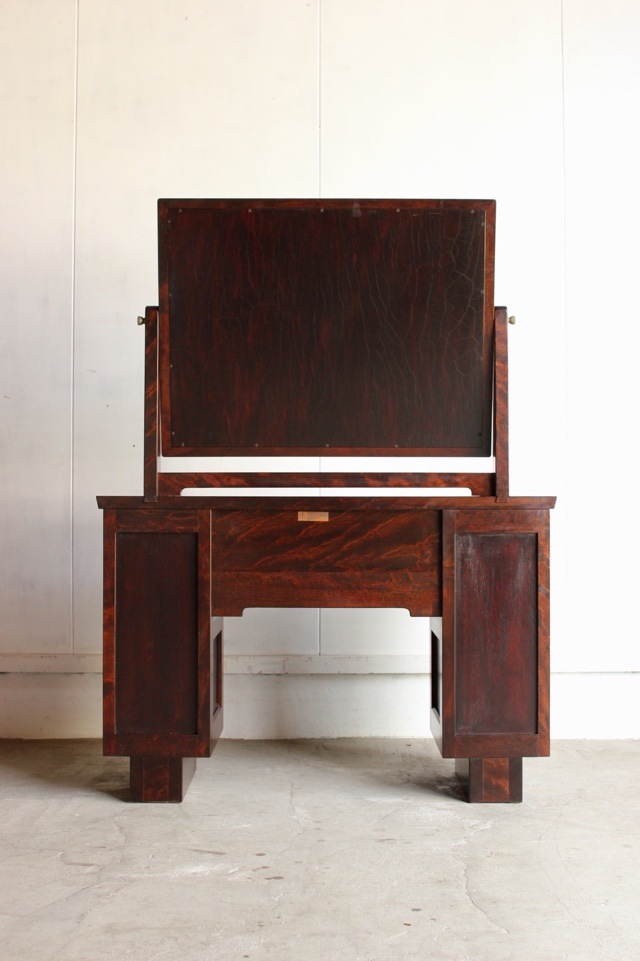 松本民芸ドレッサー