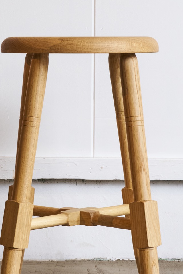 そうすけの丸椅子　ろくろ脚 