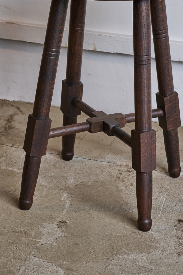 そうすけの丸椅子　ろくろ脚 