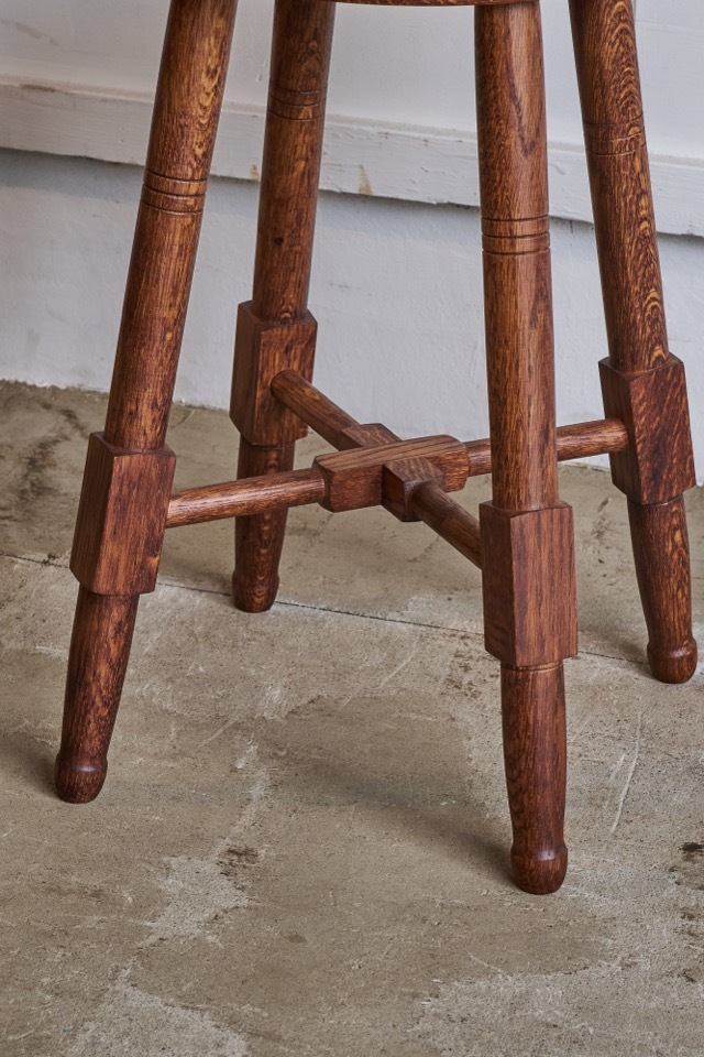 そうすけの丸椅子　ろくろ脚 