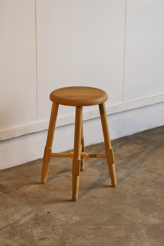 そうすけの丸椅子　ろくろ脚 