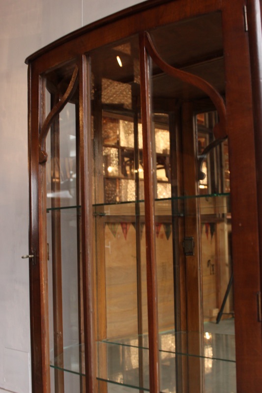 イギリス製キャビネット