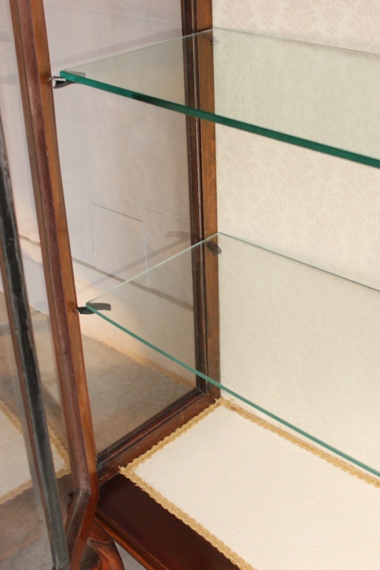 イギリス製キャビネット