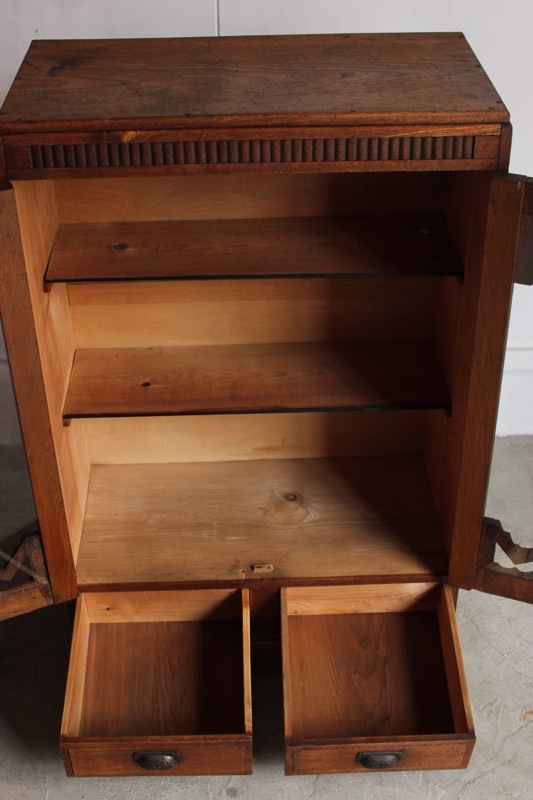 小さめガラス戸棚 | 全ての商品 - 古家具古道具 そうすけ