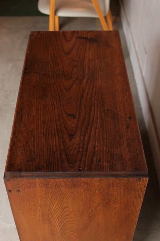 小さめガラス戸棚 | 全ての商品 - 古家具古道具 そうすけ