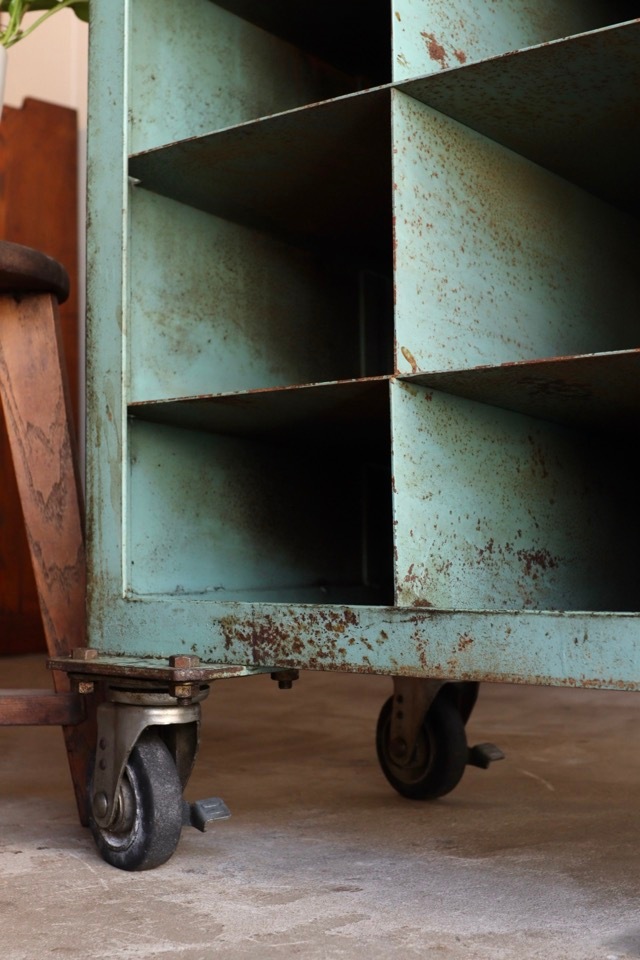 フランスアンティーク　アイアン　ディシュラック　美品　鉄　古道具 アイアン製ディッシュラック フランスアンティーク 33.5cm