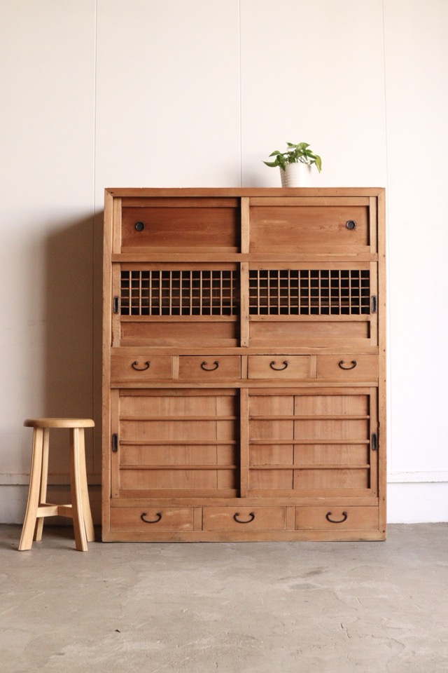水屋箪笥 | 全ての商品 - 古家具古道具 そうすけ