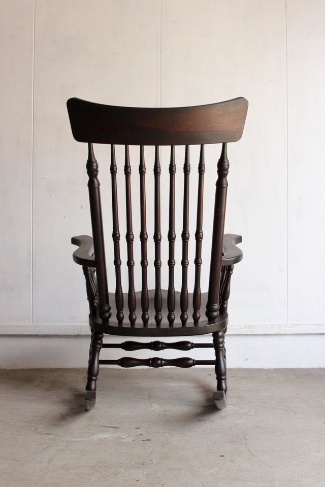 ロッキングチェア　昭和レトロ　安心の梱包発送たのメル便‼️ ロッキングチェア 昭和レトロ 安心の梱包発送たのメル便‼️