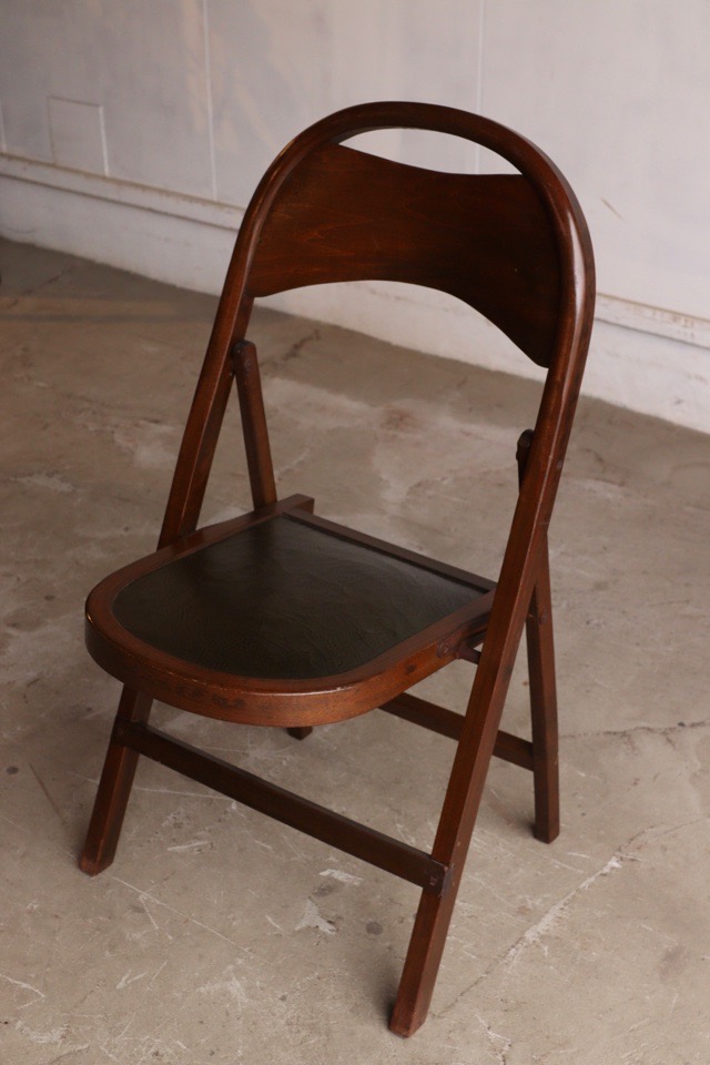 折りたたみ椅子