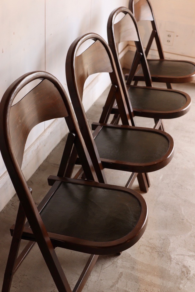 折りたたみ椅子