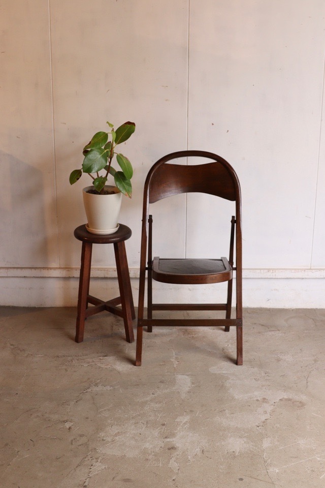 折りたたみ椅子