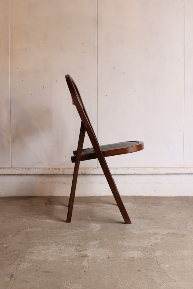 折りたたみ椅子