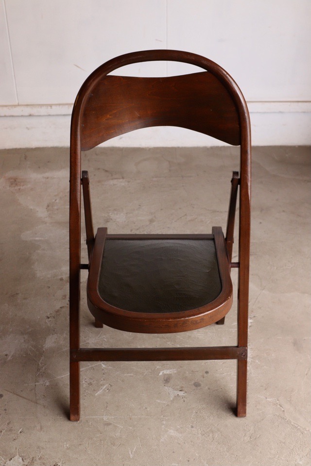 折りたたみ椅子