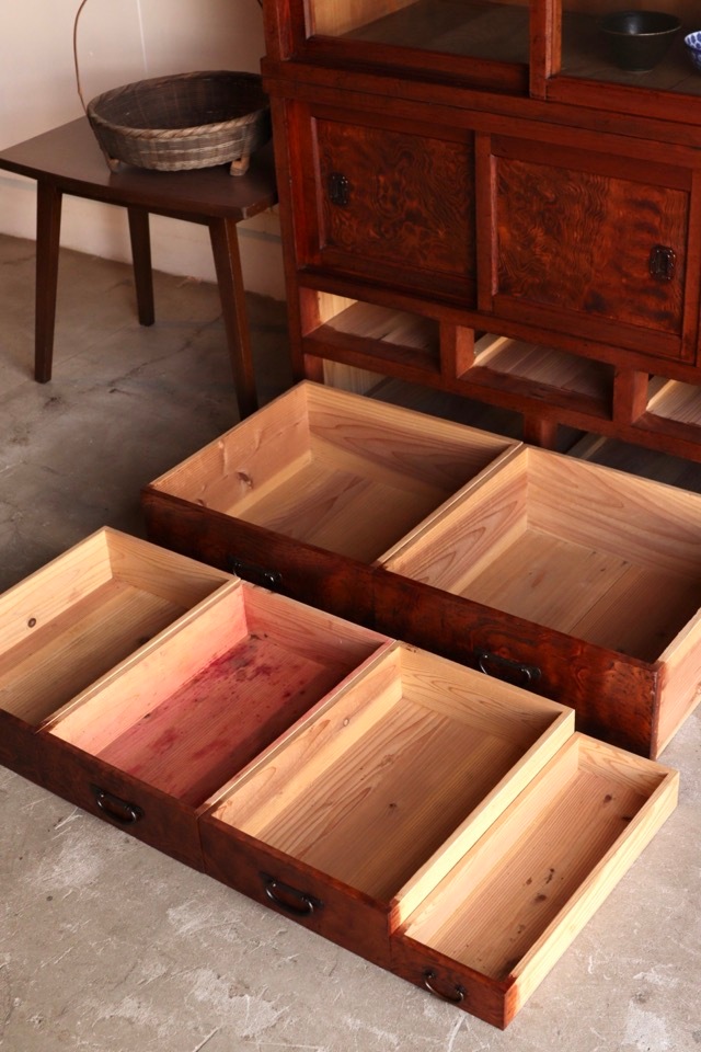水屋箪笥 | 全ての商品 - 古家具古道具 そうすけ