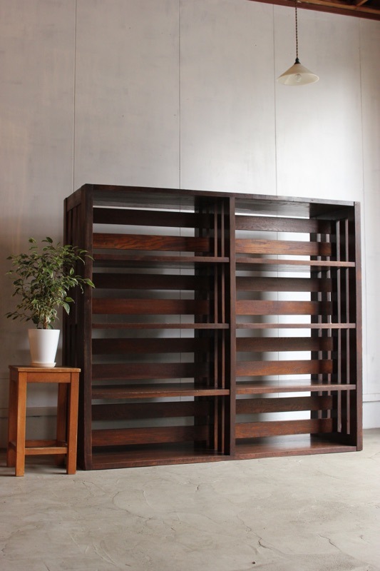 両面使える大きな本棚 | 全ての商品 - 古家具古道具 そうすけ