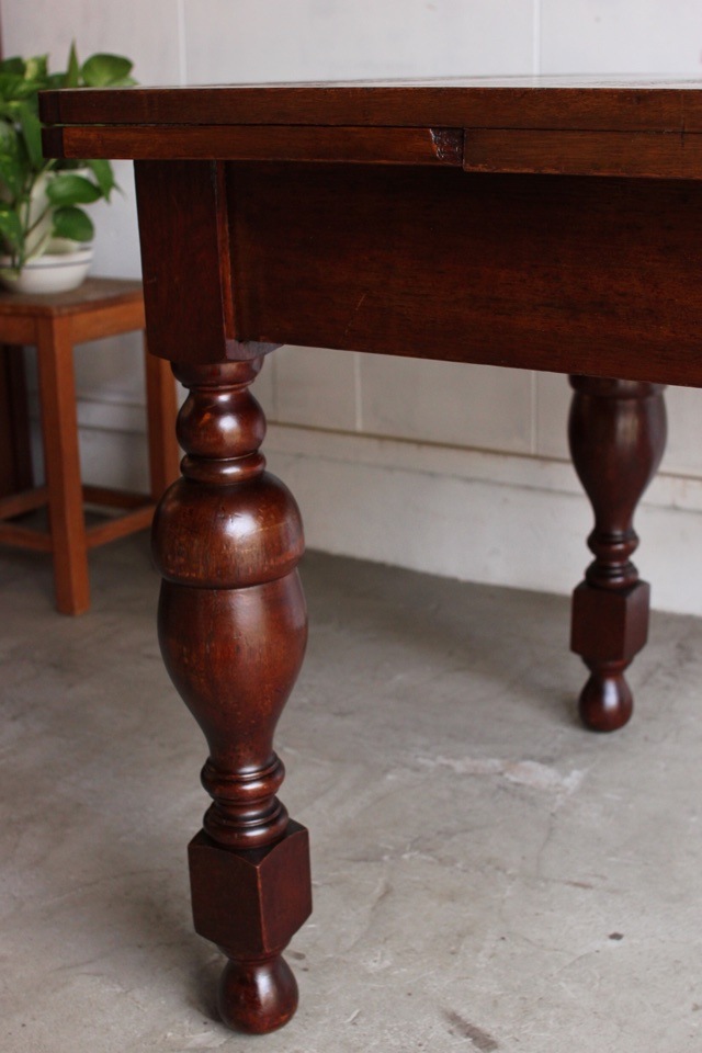 エクステンションテーブル