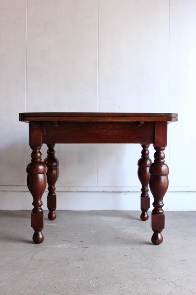 エクステンションテーブル