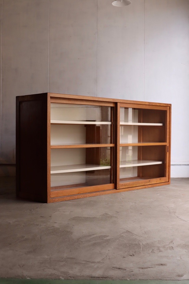 17日9時までの引き取り限定価格 ガラス引き戸の古い棚