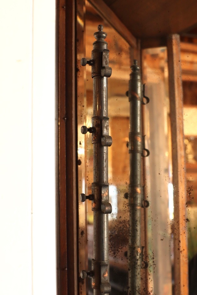 ガラスショーケース　