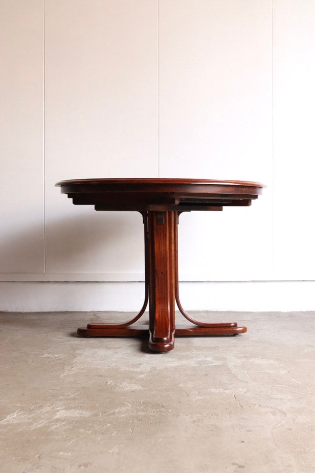 エクステンションテーブル