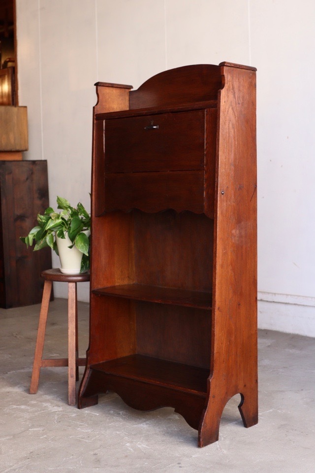 ライティングデスク