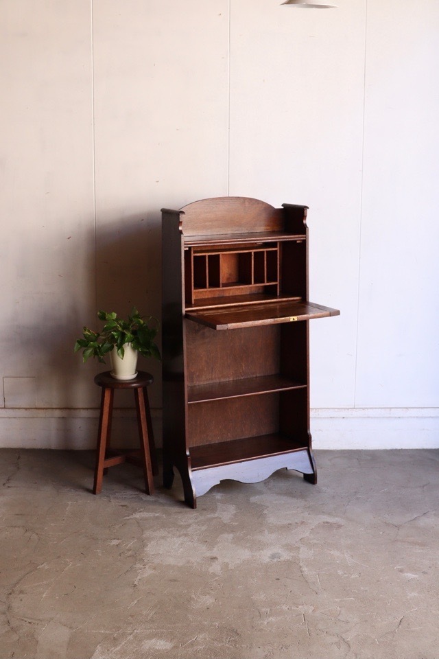 ライティングデスク